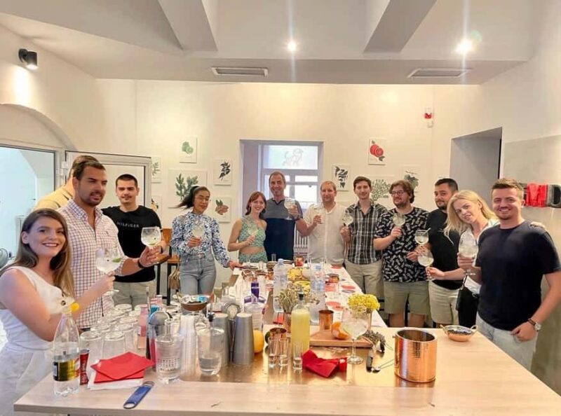 Skopje: Unique Smidgin explore and tasting tour - Key Points