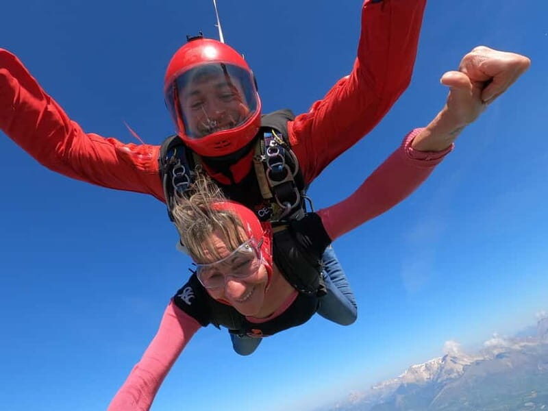 Skydiving in Gap-Tallard - Insights from the Reviews