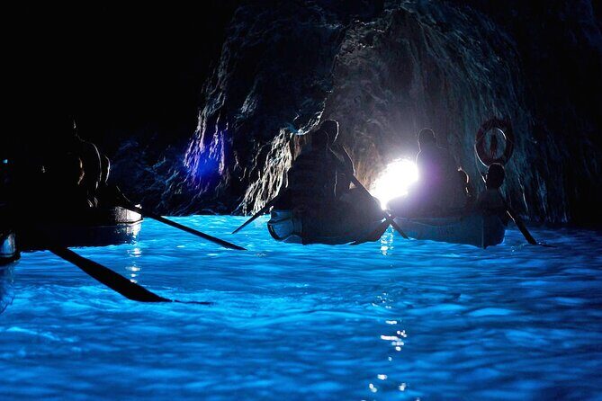 Small Group Boat Tour to Sorrento Coast, Capri & Blue Grotto - The Experience in Detail