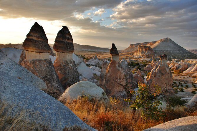 Small Group Cappadocia Red Tour - Uchisar Castle and Pigeon Valley