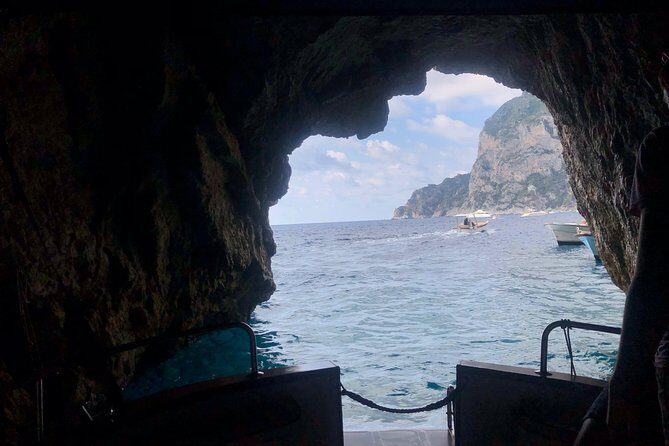 Small-Group Capri and Blue Grotto Boat Tour from Sorrento 5 Hours - Breaking Down the Itinerary: What’s Included and What You’ll Experience