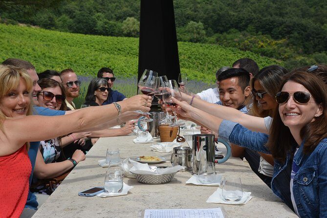 SMALL GROUP Chianti 2 wineries & lunch (max 8 people) - Key Points: