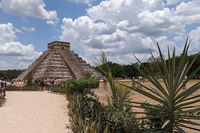 Small group Chichen Itza, Ik Kil &Valladolid All Inclusive tour - Key Points