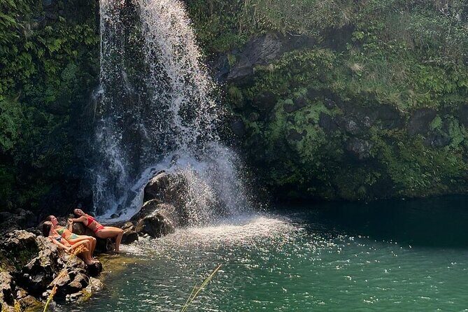 Small Group Full Day Road to Hana Adventure - Key Points