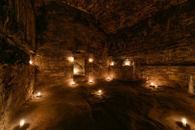 Small Group Ghost Tour incl. Underground Vaults & free drink in Megget's Cellar - What to Expect on This Edinburgh Ghost Tour