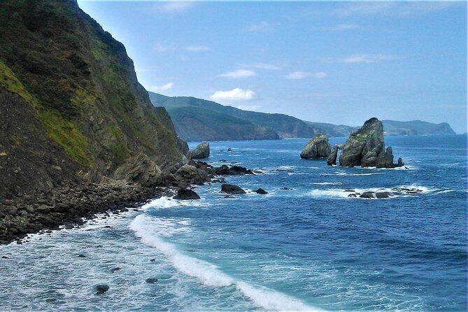 Small Group Guided Half Day Tour Visit to San Juan Gaztelugatxe - A Closer Look at the Tour Experience