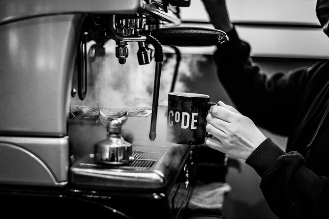 Small-Group Historic Coffee Tour in Edinburgh - Guides and Guest Experience