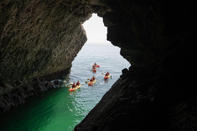 Small Group Kayak Tour along Sesimbra - Arrábida Natural Park - Key Points