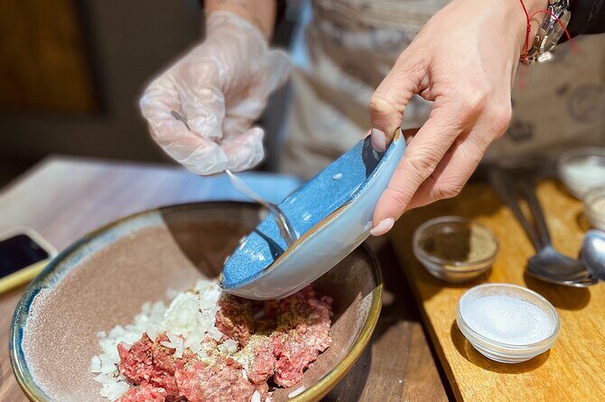 Small-Group Khinkali and Khachapuri Cooking Class in Tbilisi - What to Expect from the Georgian Cooking Class