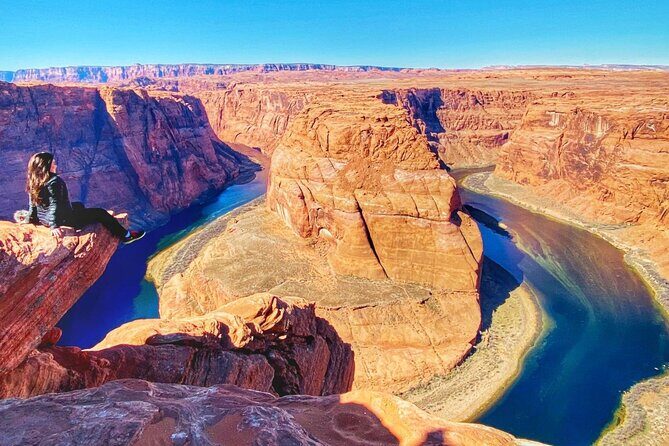 Small Group Lower Antelope Canyon & Horseshoe Bend Tour w/ Lunch - Starting Point: Las Vegas
