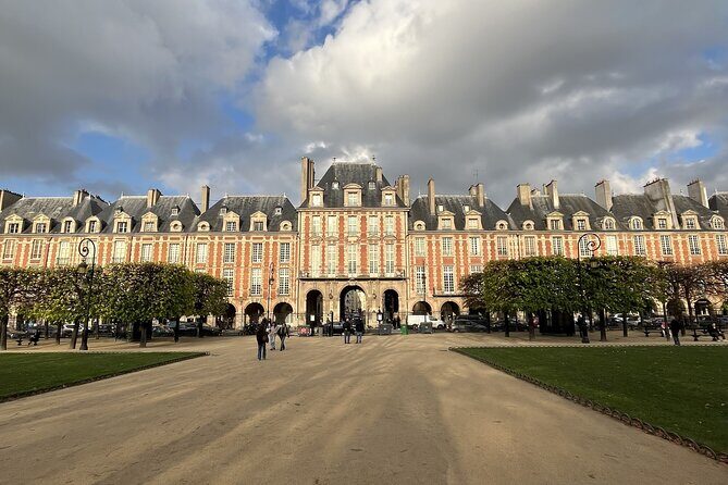 Small Group Marais/Place des Vosges Walking Tour -10 people max - Who Will Love This Tour?