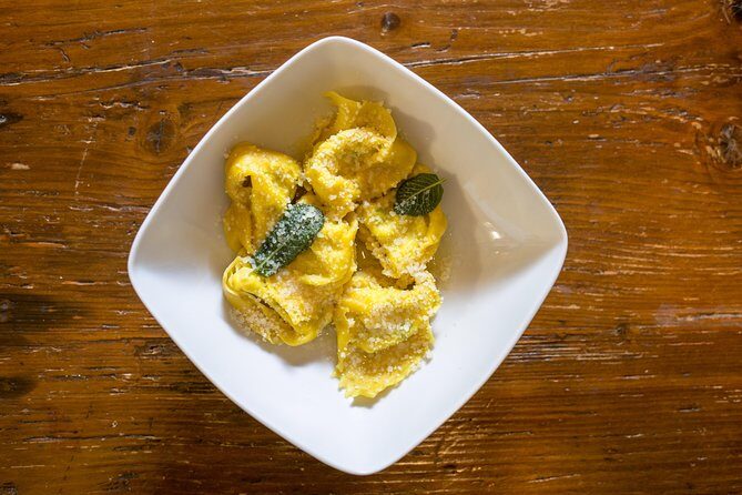 Small Group Market tour and Dining Experience at a Cesarina's home in Rimini - Practical Details and Considerations