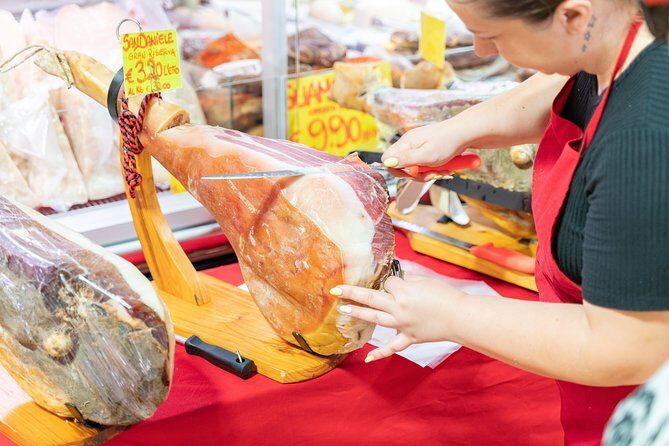 Small Group Market tour and Dining Experience at a Cesarina's home in Spoleto - Whats Notable About the Experience