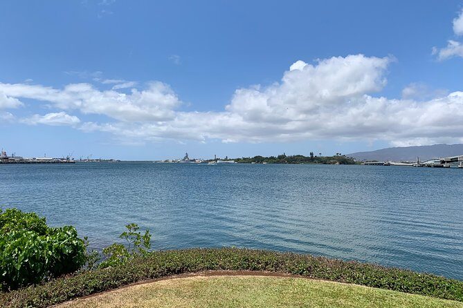 Small Group-Oahu Tour, Dole Plantation, Northshore, Sunset Beach - Key Points