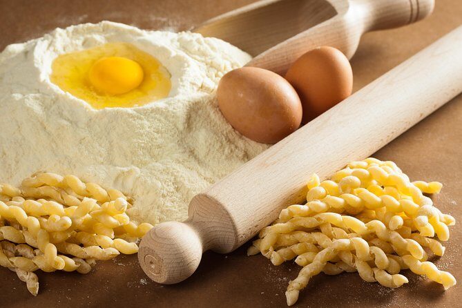 Small group Pasta and Tiramisu class in Palermo - An In-Depth Look at the Experience