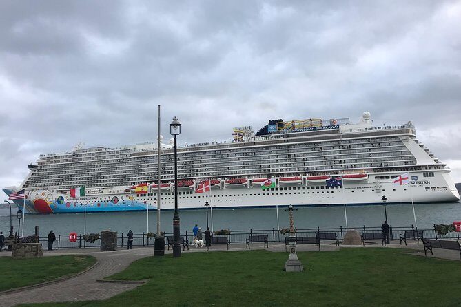 (Small Group) Shore Tour from Belfast: Giant's Causeway and Belfast Day Trip - A Detailed Look at the Belfast Shore Tour to the Giants Causeway and City Highlights