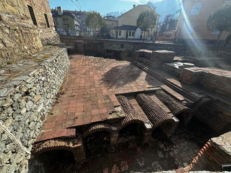 Small Group: Sofia to Kyustendil Fortress & Sequoia Park - Exploring Hisarlaka Fortress