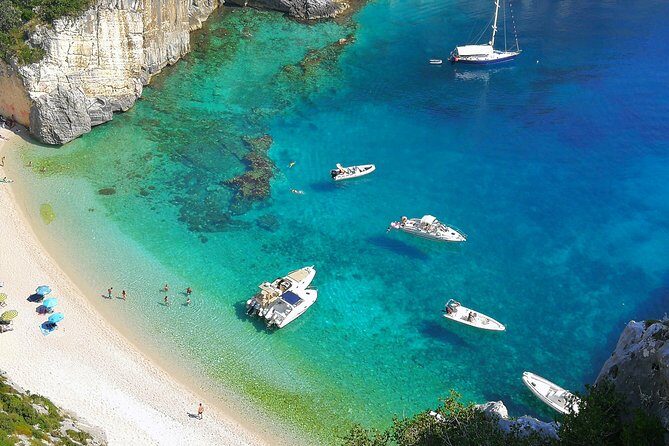 Small Group Speedboat Adventure Trip to Grama Bay - An In-Depth Look at the Speedboat Adventure