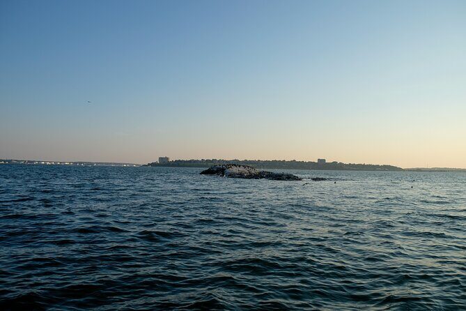 Small Group Sunset Lighthouse Boat Cruise With Local Drinks - A Closer Look at What Makes This Cruise Stand Out