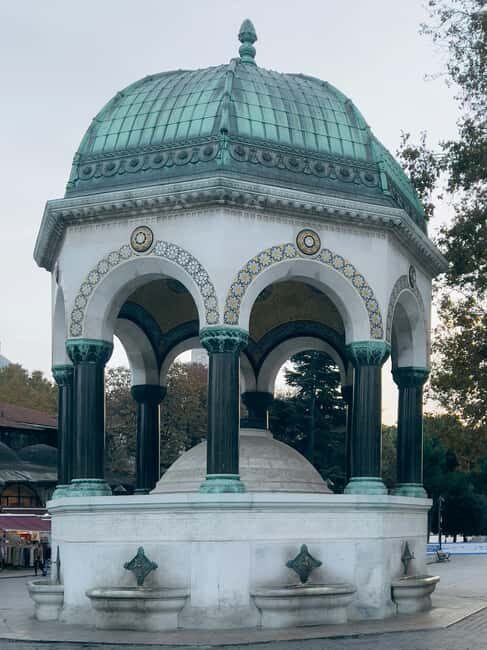 Small Group Tour Hagia Sophia, Blue Mosque and Grand Bazaar - Frequently Asked Questions