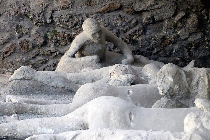Small-Group Tour in Pompeii with a Real Archeologist, ticket included - Real-Life Insights from Reviews