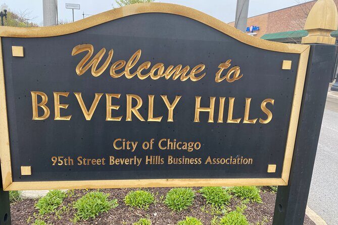 Small-Group Tour of Chicago Neighborhoods - North and South Side - What to Expect from the Tour