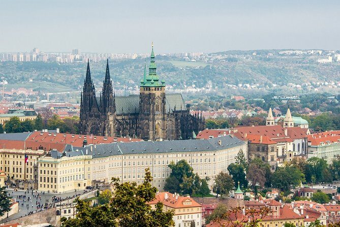 Small-Group Tour of Prague Castle with Visit to Interiors - Getting to Know the Tour