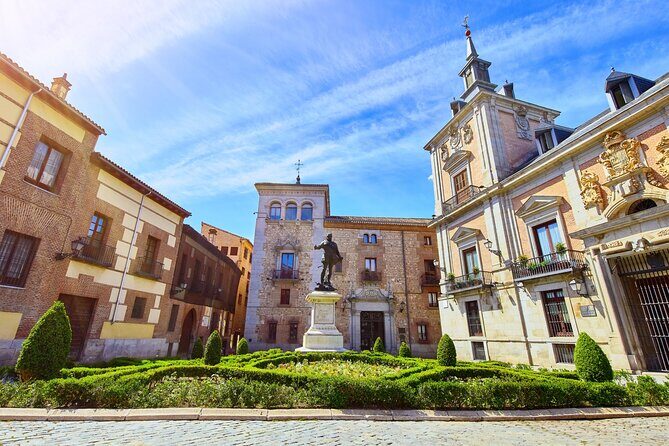 Small Group Tour of the Austrias in Madrid - A Deep Dive into the Tour Experience