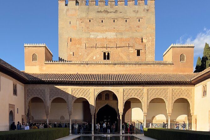 Small group visit to the Alhambra with tickets included - The Value of a Guided Tour