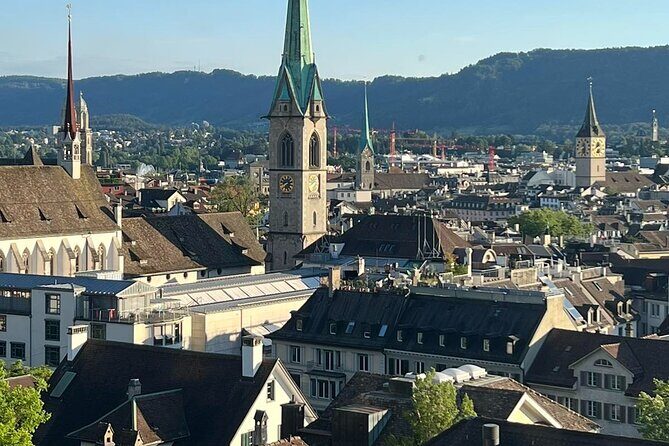 Small Group Zurich Walking Tour, Cruise and LINDT Factory - Who Should Consider This Tour?