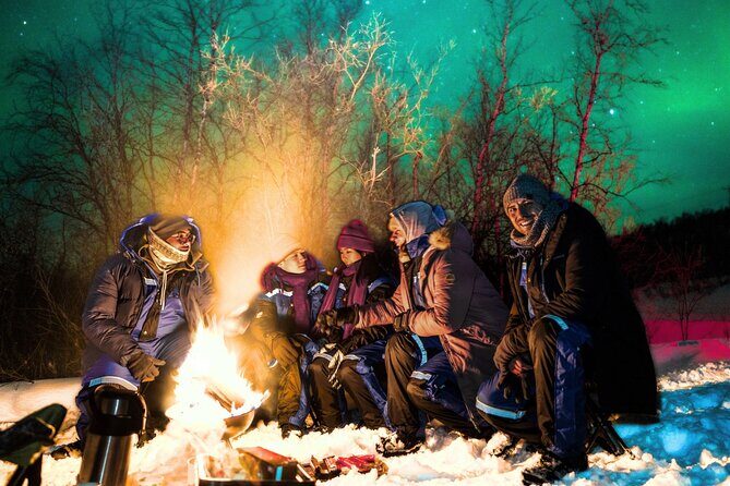 Small Northern Lights Tour Max8 Guests PRO Photographer included - Comfort and amenities