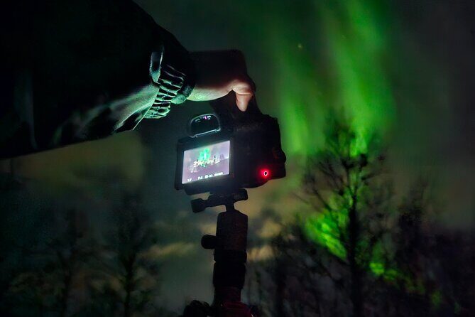 Small Northern Lights Tour Max8 Guests PRO Photographer included - The value and pricing