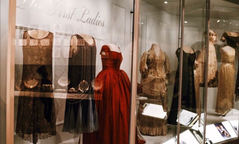 Smithsonian Natural History + Museum of American History 8pp - A Closer Look at the Itinerary and Highlights