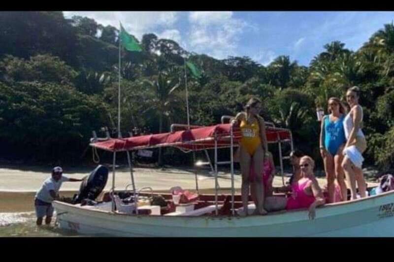 Snorkel to Playa del Toro departing from Sayulita : day at the beach - FAQ