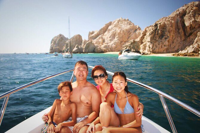 Snorkeling and whale watching Tour in Cabo - A Deep Dive into the Experience