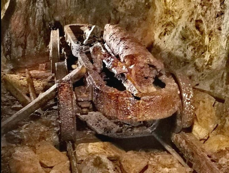Snowdonia: Snowdonia Mountains, Lakes & Mines Private Tour - Entering Snowdonia National Park
