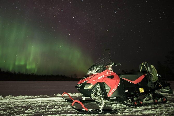 Snowmobile Safari to Search for the Northern Lights - What You Can Expect from the Tour