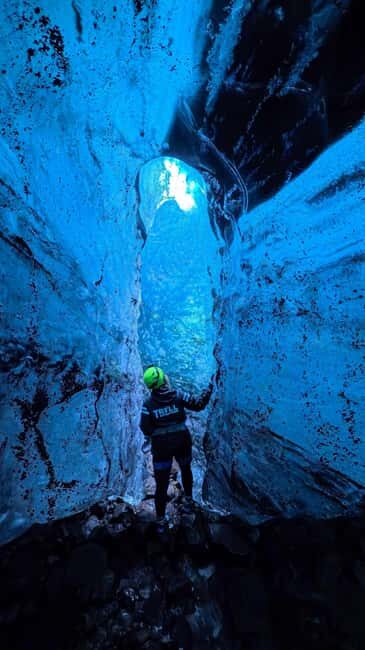 Sólheimajökull: Glacier Hike and Ice Cave Tour - Included and Not Included