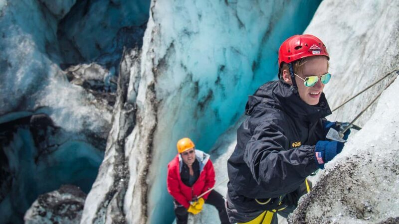 Sólheimajökull: Glacier Hike and Ice Climbing Tour - What to Expect on the Tour