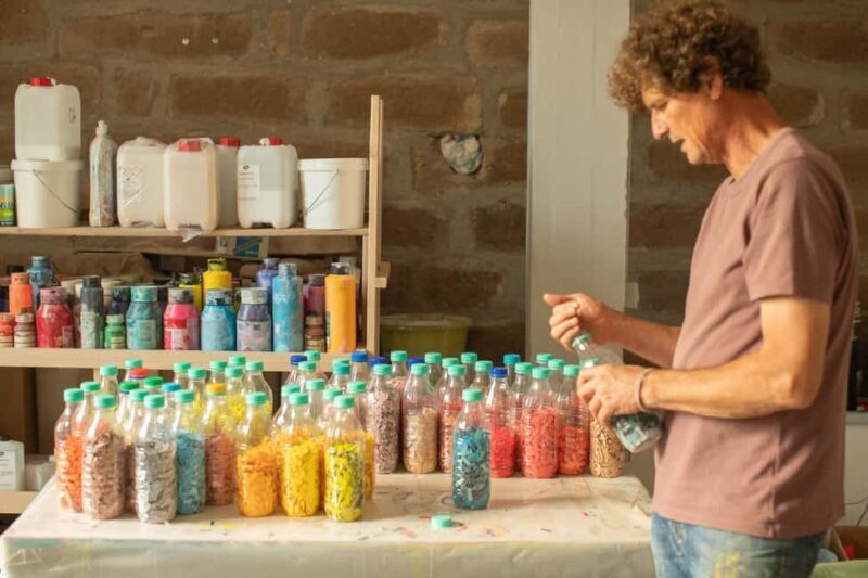 Soriano nel Cimino: Studio visit with an artist + lunch in the home-studio - Key Points