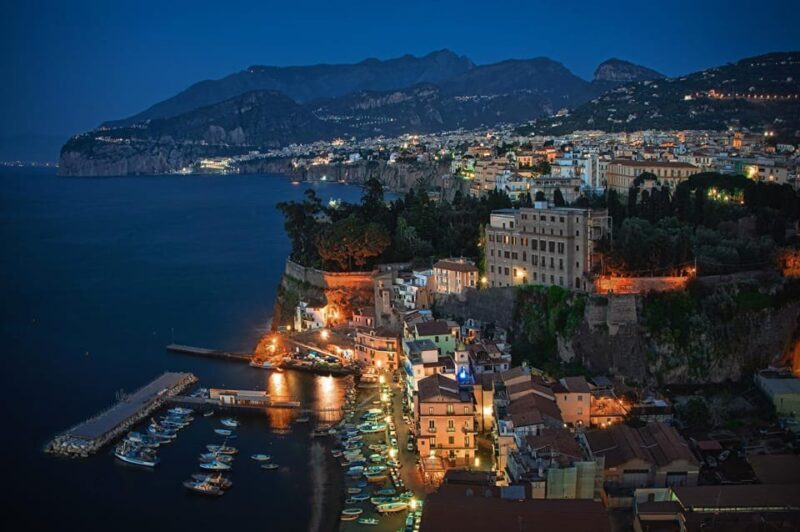 Sorrento by night... with a tasty surprise - The Experience and Guides