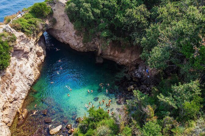 Sorrento Coast Cruise with Limoncello Tasting - FAQs