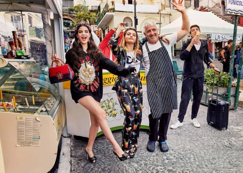 Sorrento: Gothic-Baroque Art Tour & Free local Tasting - The Art and Architectural Highlights