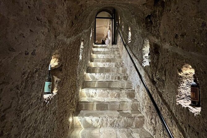 Sorrento: Immersive Wine Tasting Experience in a Historic Winery - Who Will Love This Experience?