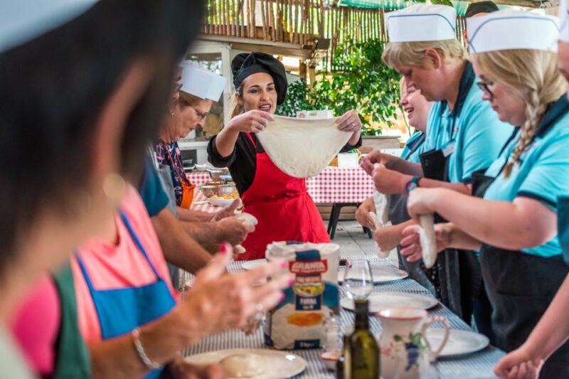 Sorrento: Pizza Making Class - Key Points