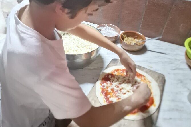 Sorrento Pizza Making Class with Local Pizzaiolo Hands on 100% - An In-Depth Look at the Experience