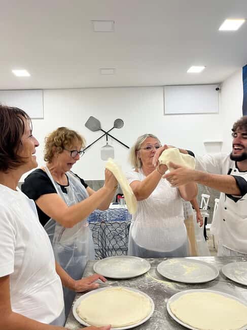 Sorrento: Pizza-Making Workshop with Drink and Appetizer - The Views & Relaxation