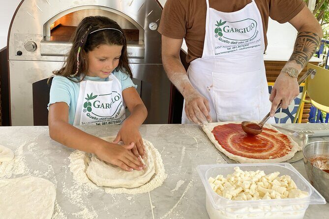 Sorrento Pizza School Activity in Italy - What to Expect from the Sorrento Pizza School