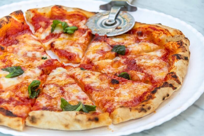 SORRENTO: Pizza School Mastering Neapolitan Delights - Authenticity and Experience Highlights