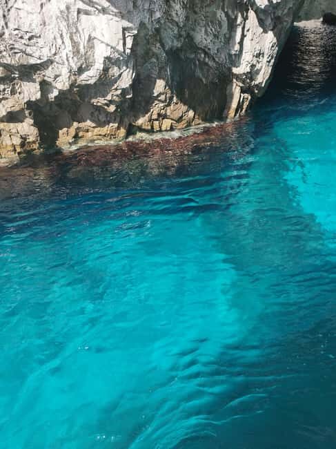 Sorrento: Private Amalfi & Positano Coast Boat Tour & Lunch - FAQ